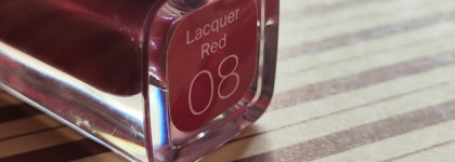 Красный — цвет опасный: Divage Butter Gloss liquid lipstick в оттенке 08