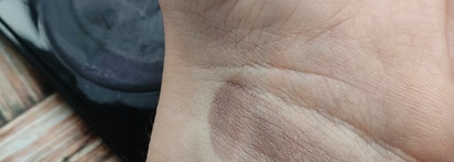 Продукты из декоративной косметики, которые я разобрала за ненадобность в октябре