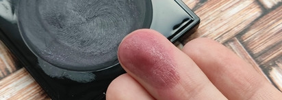 Продукты из декоративной косметики, которые я разобрала за ненадобность в октябре