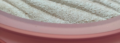 B.colour Professional Capsule Face/Body Highlighter 02: наделал шуму оправдано