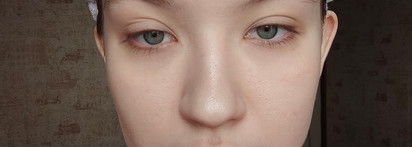 Безопасный макияж с глиттером на 14 февраля