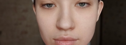 Безопасный макияж с глиттером на 14 февраля