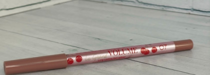 Нюдовое комбо: карандаш Vivienne sabo Le Grand Volume 07, помада Long Lasting Lipstick Stellary 06, блеск Golden lace Lipgloss Stellary 02