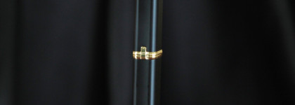 Лучшая помада: роскошная и стойкая винная L'Oreal Color Riche Intense Volume Matte, 1990 Le Bordeaux