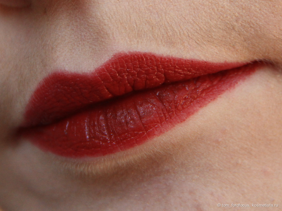 Макро, дневной свет, контур выведен стиком