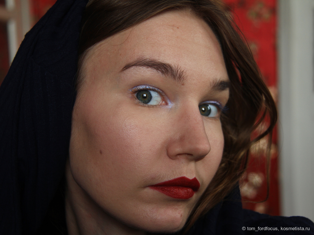 Полный образ, дневной свет. Пульсар на подвижном веке