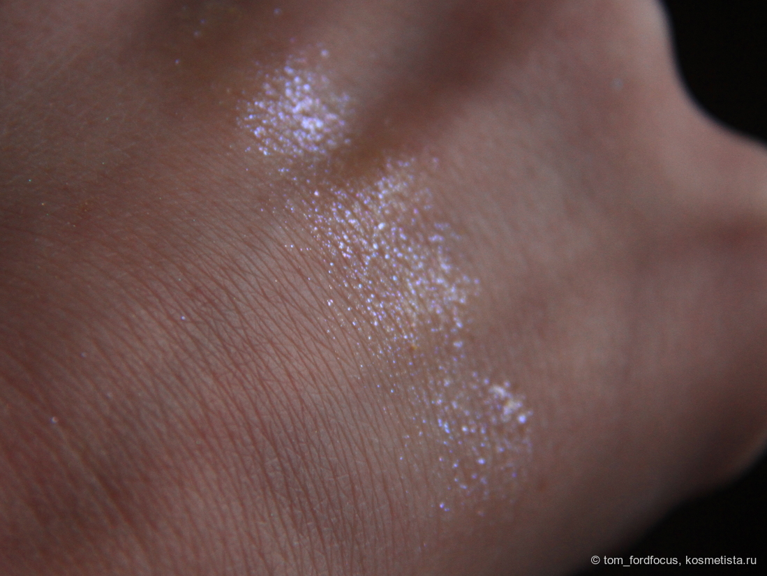 Макро, дневной свет. Дуохром в сиреневый