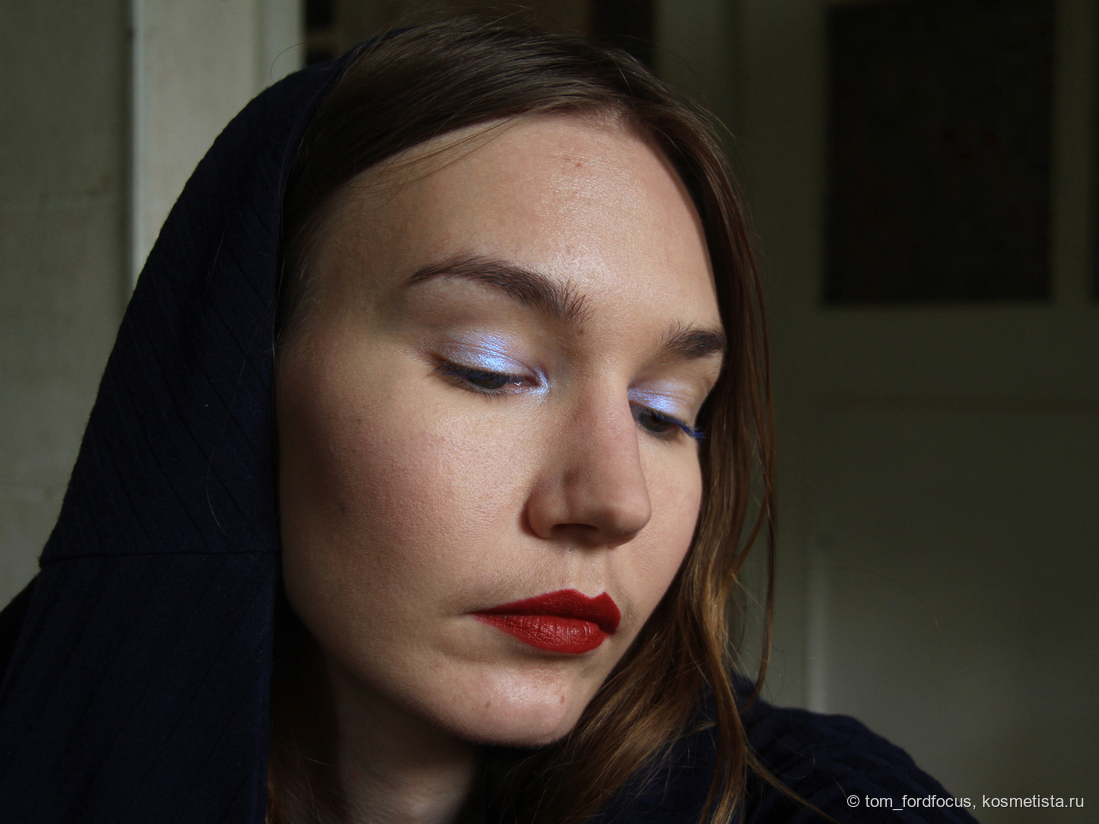 Полный образ, дневной свет. Пульсар на подвижном веке