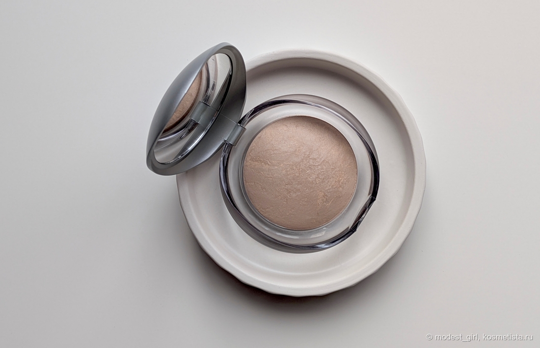 Компактная запеченная пудра Pupa Luminys Baked Face Powder в оттенке 05 Amberlight