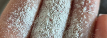 Лучшая пудра для умывания для сияющей кожи от российского бренда - Natura Siberica Oblepikha C-Berrica Vitamin C Daily Peeling Foaming Powder