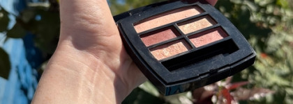 Палетки теней Chanel Les Beiges healthy glow natural в оттенках Warm и Tender