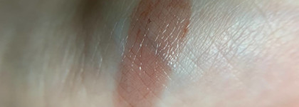 Love Generation Wet Dream 09 и Influence beauty Glow Injection 10: сравнение популярных аналогов Espresso от Rhode