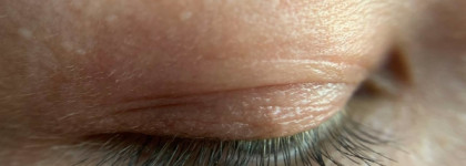 Вельветовый бальзам-пудинг для губ и щек Fwee Lip&Cheek Blurry Pudding Pot в оттенке RD04 Fav