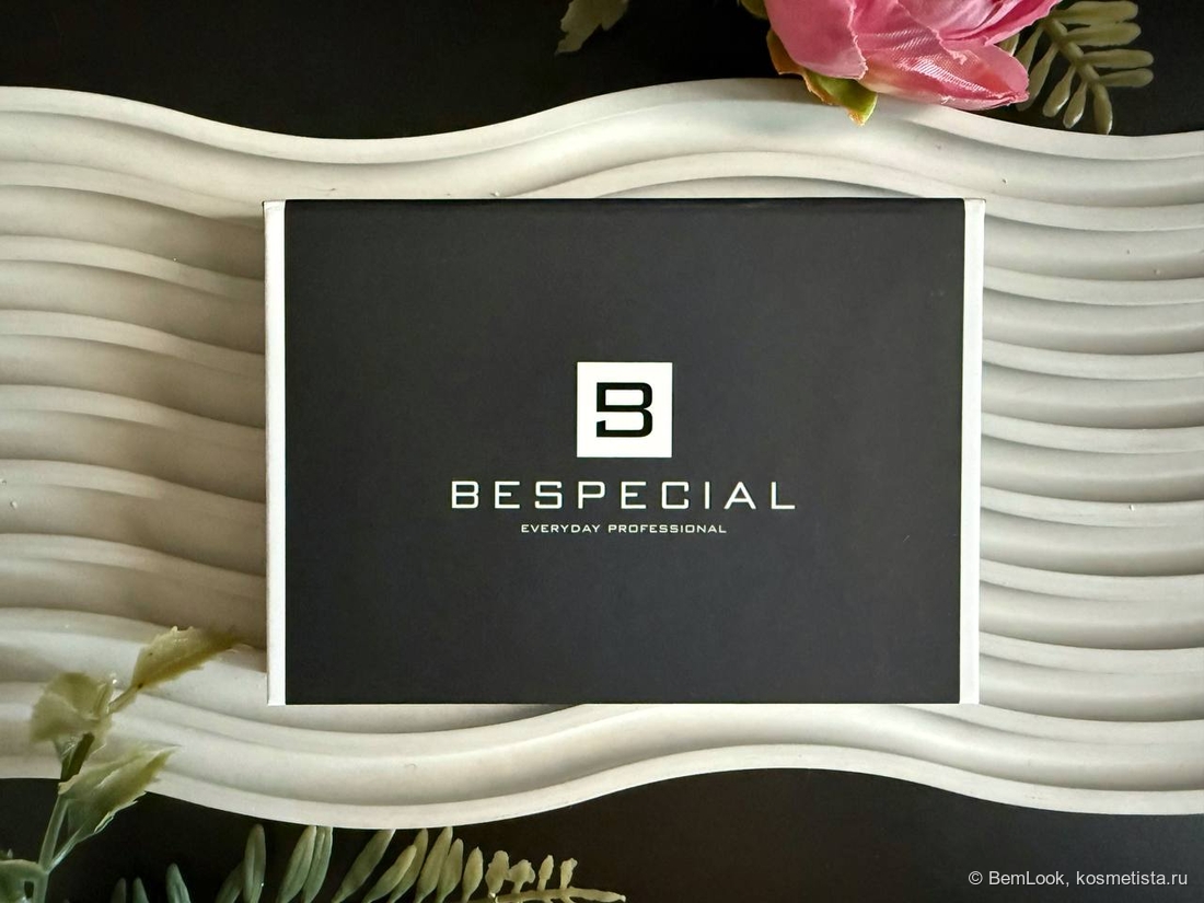 Упаковка теней Bespecial Dream compact eyeshadows pallete в оттенке Rome
