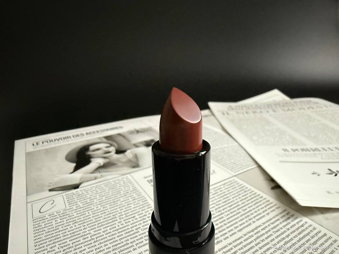 Note mattemoist lipstick в оттенке 316 Coco Toffee