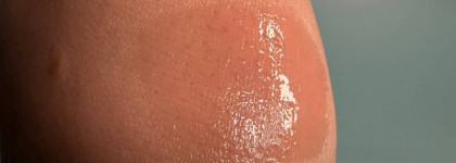 Витаминное масло для губ Axis-Y Vita Glow Lip Oil Chilled Berry