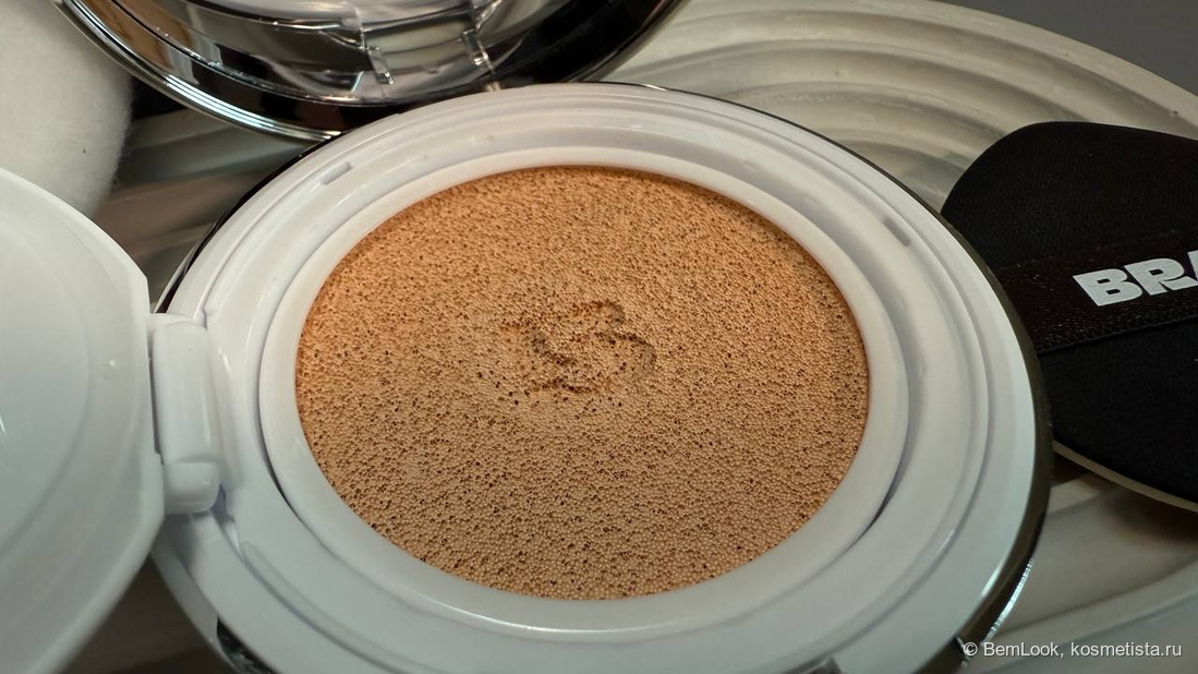 Увлажняющий кушон с блюр-эффектом Braye Effortless Cushion Thin Cover Spf50+ PA+++