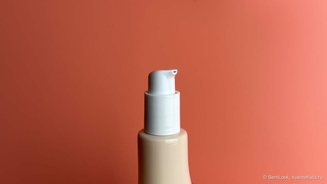 Дозатор Vivienne Sabo Surrealist в оттенке 01