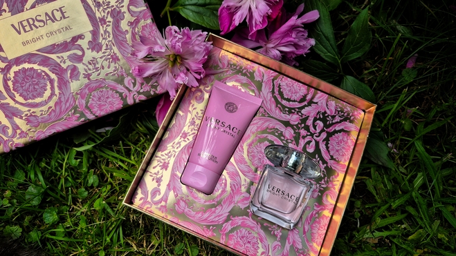 Лучший парфюм этого лета Versace Bright Crystal eau de toilette