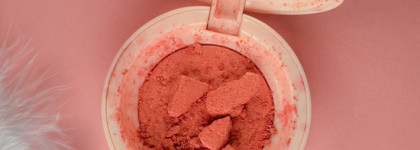 Rare Beauty Soft Pinch Luminous Powder Blush: Румяна или хайлайтер?