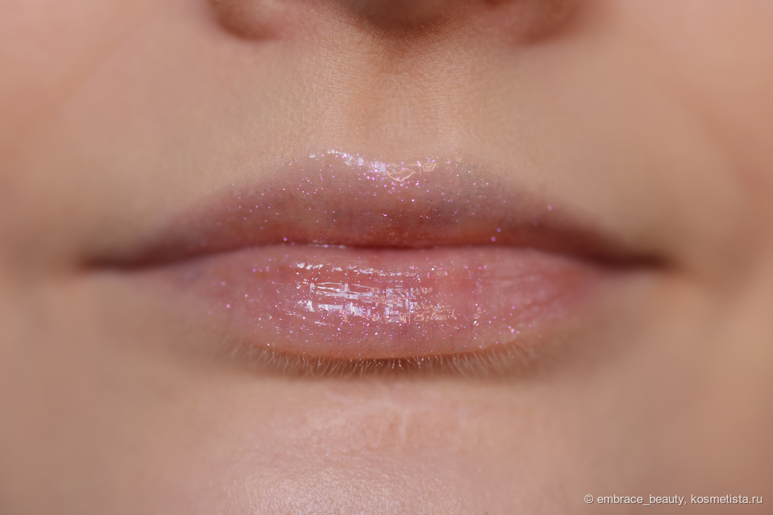 Блеск на губах без какой либо подложки и карандаша