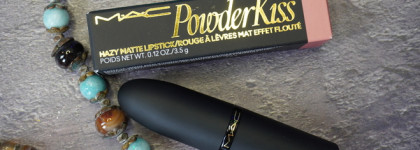 Обновленная помада MAC PowderKiss Hazy Matte lipstick в нежнейшем розовом оттенке 905 Be My Bridesmaid