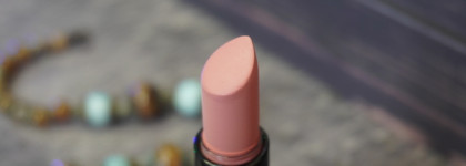 Обновленная помада MAC PowderKiss Hazy Matte lipstick в нежнейшем розовом оттенке 905 Be My Bridesmaid