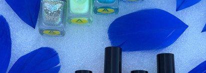 Прекрасная Пандора и Мартдвент от марки Moth