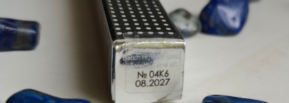 Лучшее из массмаркета, когда хочется поярче: стойкий карандаш для глаз OK Beauty Color Salute Slide & Stay в оттенке Cobalt