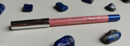 Лучшее из массмаркета, когда хочется поярче: стойкий карандаш для глаз OK Beauty Color Salute Slide & Stay в оттенке Cobalt