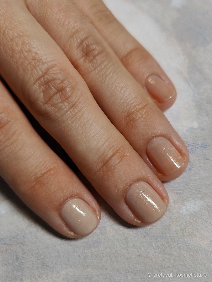 Начиная с мизинца: 1 слой, 1 слой, 2 слоя, 3 слоя, искусственный свет