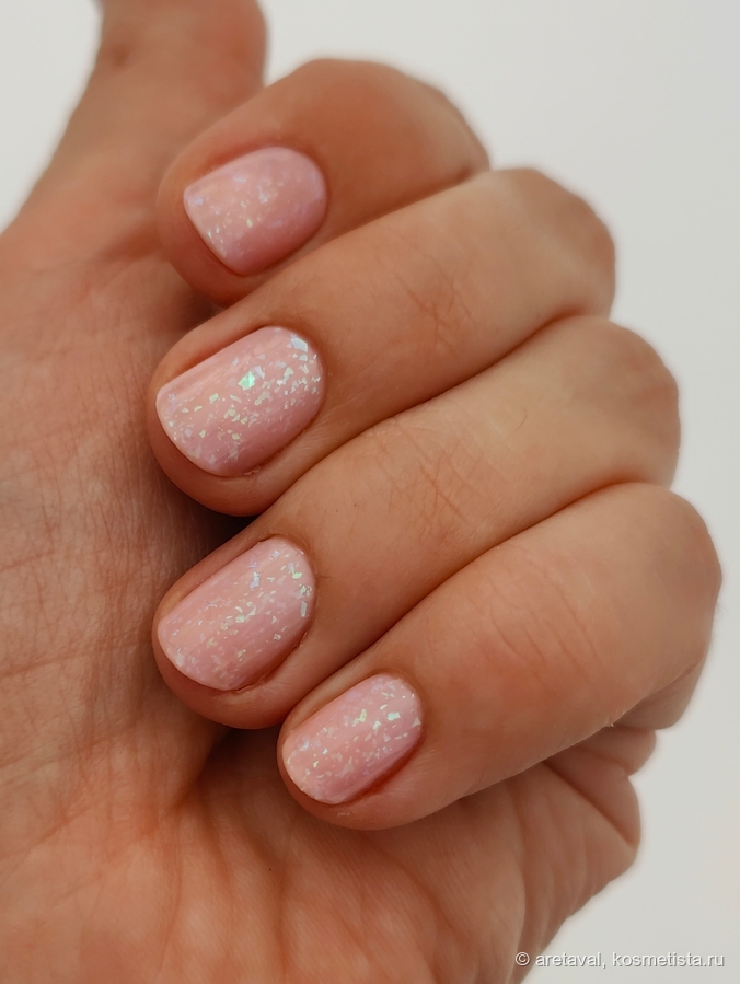 База, два слоя лака, топ. Естественный свет