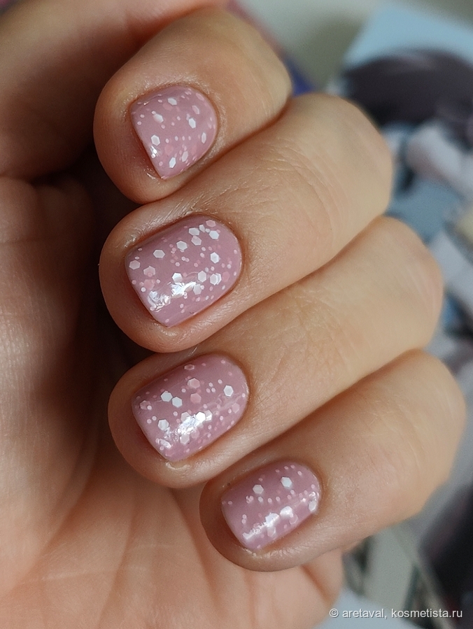 База, 2 слоя лака, 2 слоя топа, дневной свет