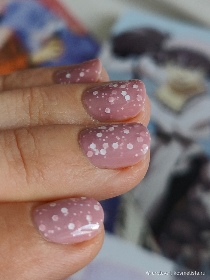 База, 2 слоя лака, 2 слоя топа, дневной свет