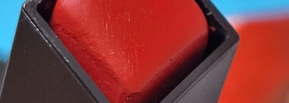 Моя лучшая помада на все времена YSL Rouge Pur Couture The Slim lipstick 09 Red Enigma