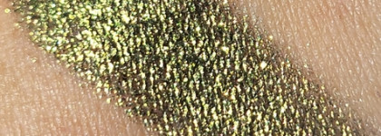 Космический металлик Catrice Space glam Chrome eyeshadow 030 Galaxy Lights