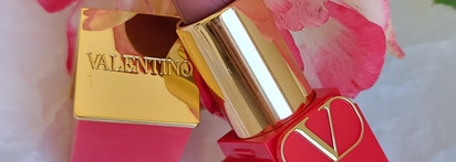 Осенний поцелуй или холодная нюдовая помада Valentino Rosso Matte 126R Thank you for the flowers