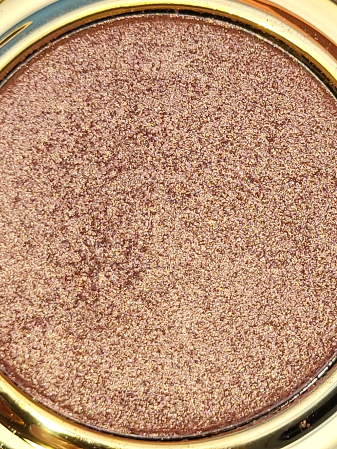 Со вспышкой