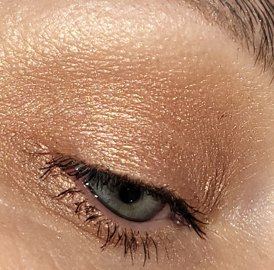 Золотой оттенок