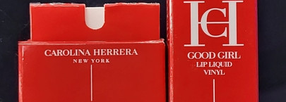 Дуэт для ежедневного макияжа от Carolina Herrera помада Good girl The lip liquid vinyl 310 Carolina и тени Chic Metallic mono eyeshadow 09 Nectar