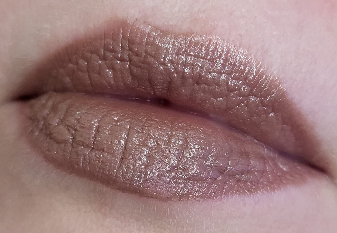 Mac Stone и Rimmel Golden dust 901