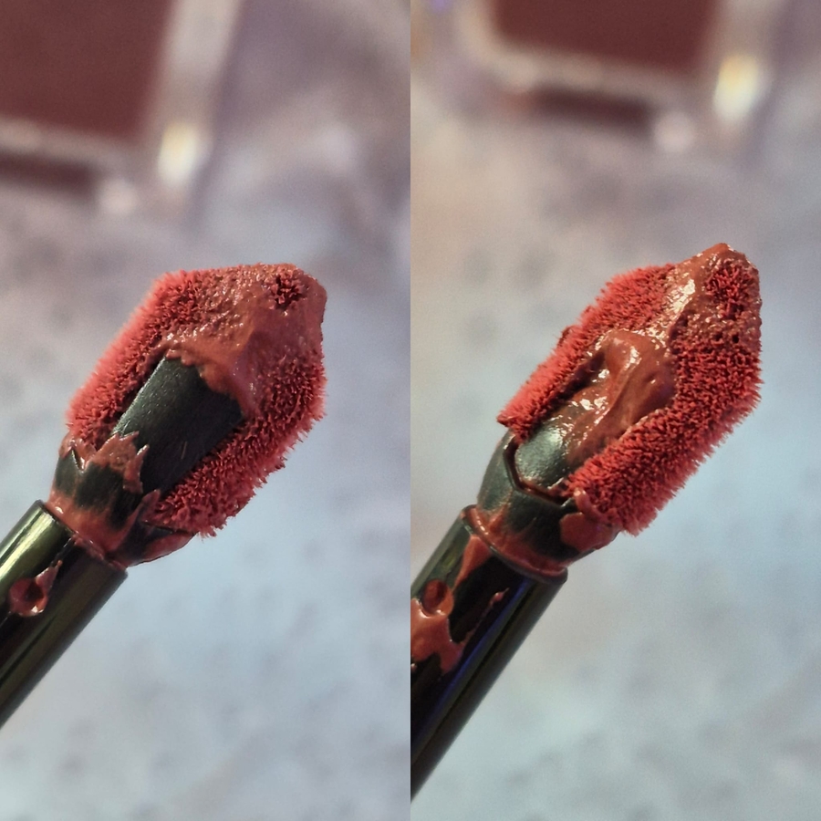 Спонж немного изогнут под углом и расширяется к кончику ,настоящпя лопаточка.