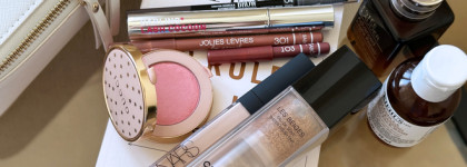 Когда пора собирать чемодан: моя универсальная косметичка для путешествий