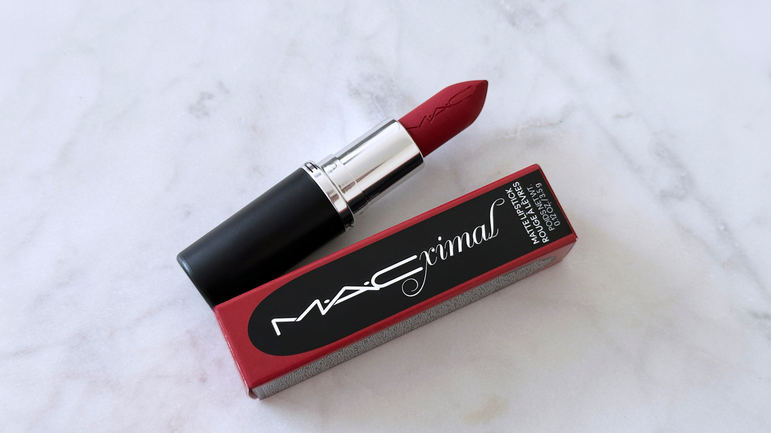 MAC Macximal Matte Lipstick Russian Red