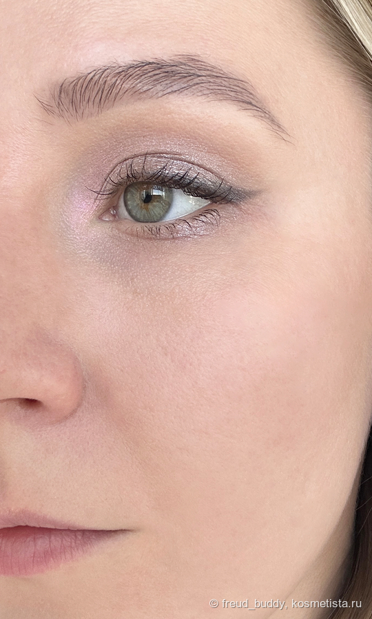 Steel в сочетании с пигментом Nabyo Хвост кометы во внутреннем уголке глаза