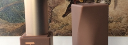 Идеальной матовой помады не существует? Hince Mood Enhancer Matte в оттенке 01 Allure