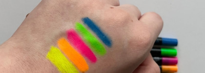 Провожаем лето яркими красками с карандашами Parisa Cosmetics Neon Demon