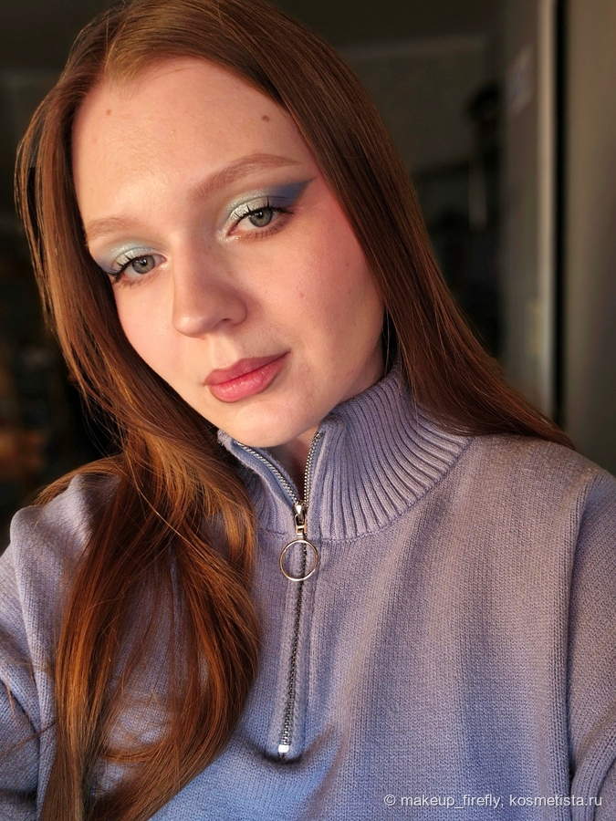 В полном макияже