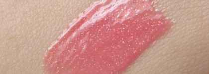 Клубничный милкшейк для губ: Luxvisage Icon Lips glossy volume 508 Lilac Pink