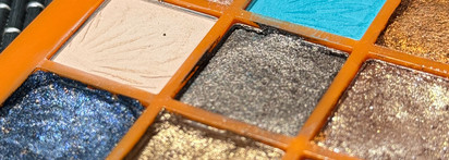 Новая, вдохновляющая на яркие образы, палетка "Francafrique" от Vivienne Sabo!